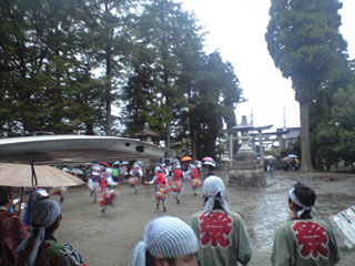 天狗の踊り